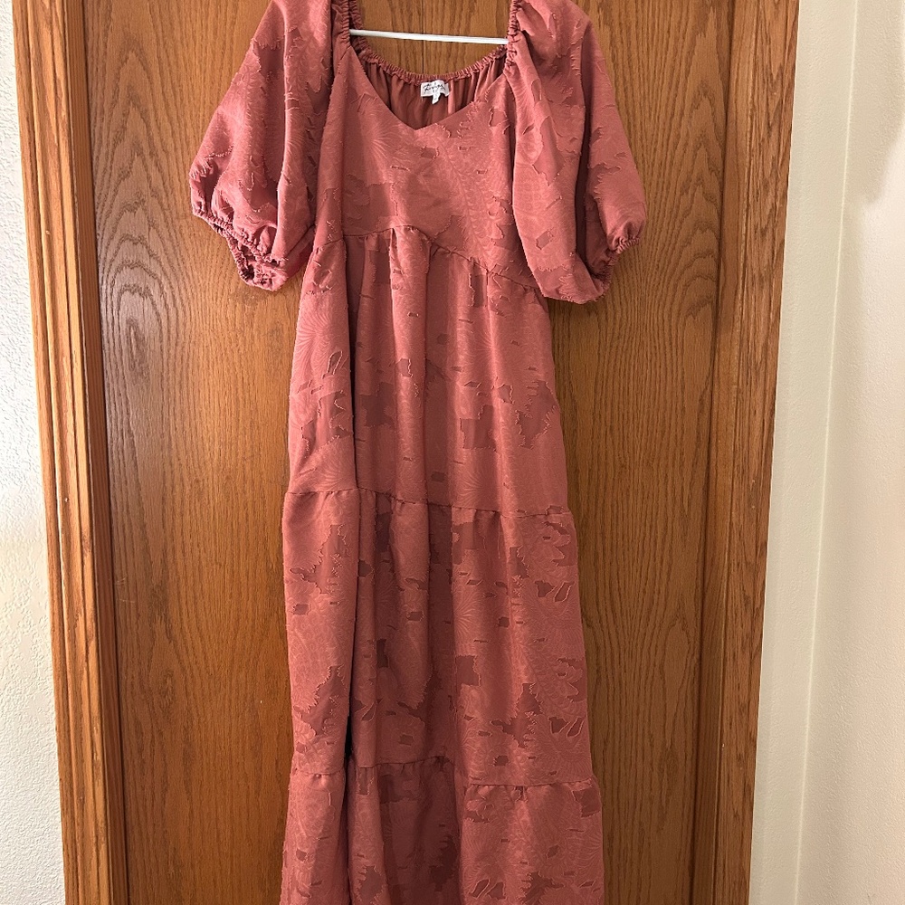 L Pink Dress with Puff Sleeves